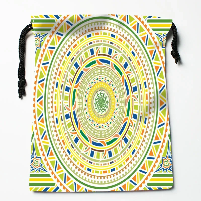 sacs à main à motif de mandala personnalisé, sacoches cadeaux imprimés, poudres de voyage, rangement de vêtements, trousse de maquillage, 18x22cm
