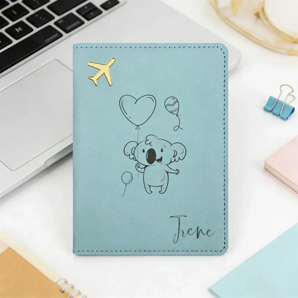 pochette ordinateur portable cuir bleu pastel motif koala ballons cœur irene bordure dorée voyage usage personnalisation cadeau souvenir