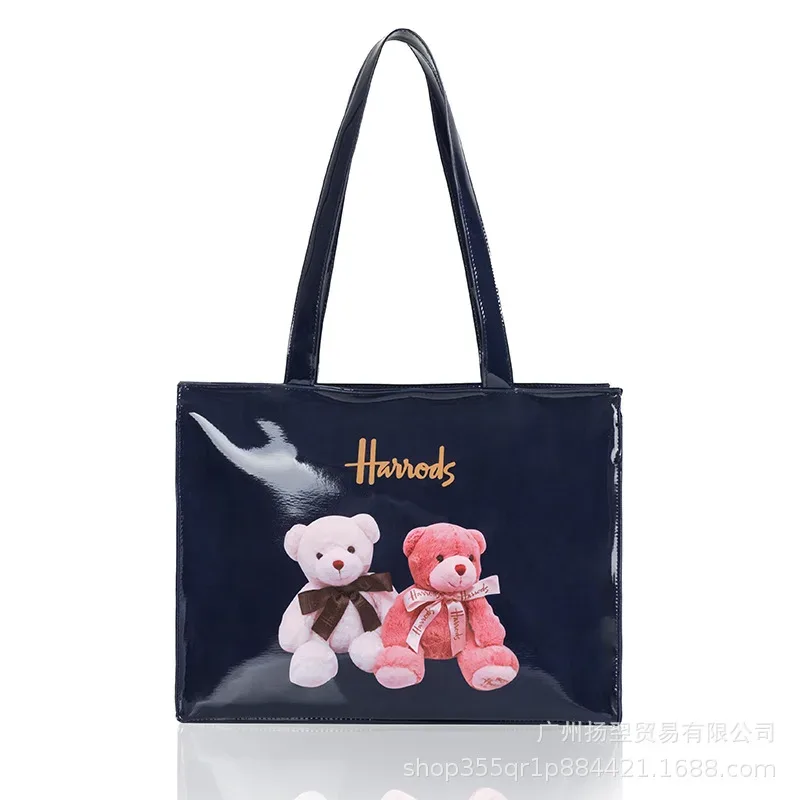 sac fourre-tout imperméable en pvc à imprimé cartoon pour femmes, sac à main décontracté et portable, sac pour le shopping, les trajets quotidiens et l'utilisation quotidienne en extérieur. ﻿