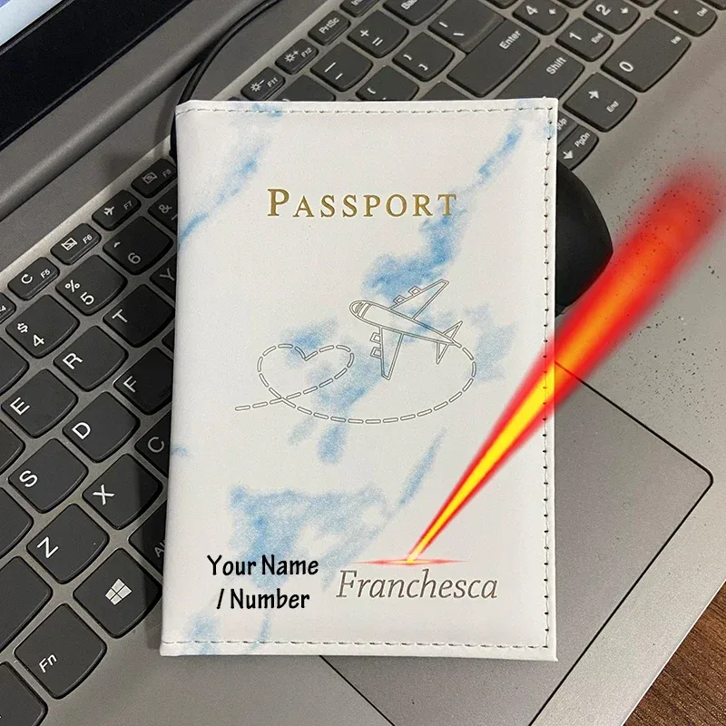 noms de gravure laser sur porte-passeport, couverture patten en marbre pour passeports, portefeuille de voyage, étui pour passeport avec noms personnels