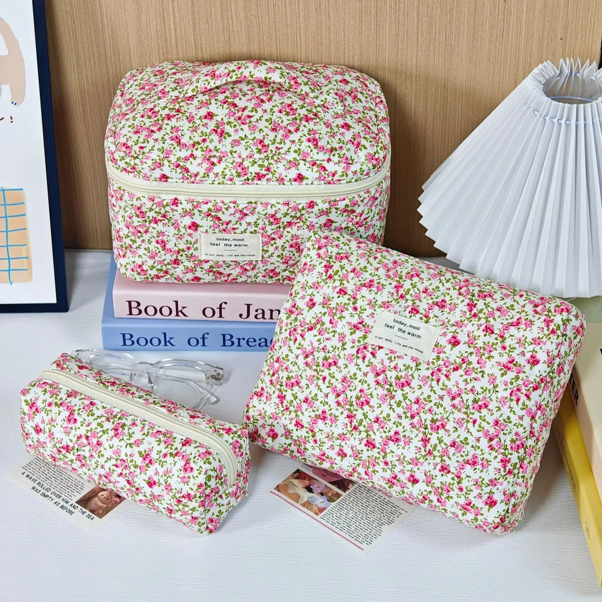 trousse de maquillage à imprimé floral de grande capacité, sac de rangement de cosmétiques de voyage portable, sac de style urbain simple avec doublure en polyester pour femmes