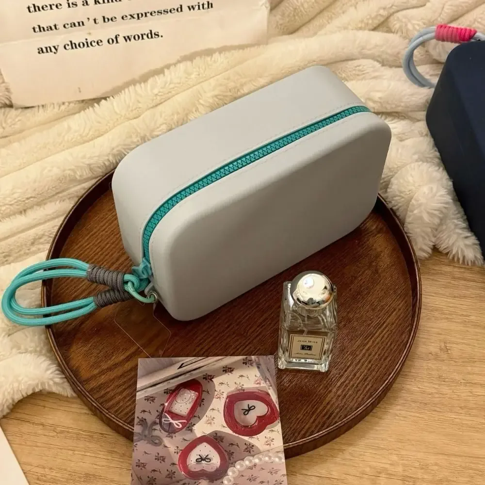 pochette à fermeture éclair, sac de rangement en silicone, porte-carte de crédit, sacs de rouge à lèvres, porte-maquillage en silicone, étanche, grande capacité