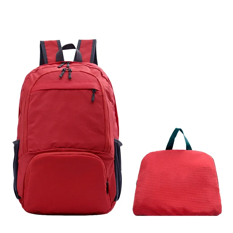 sac à dos léger et pliable avec logo personnalisé, imperméable, personnalisable, idéal pour les voyages en plein air et la randonnée.