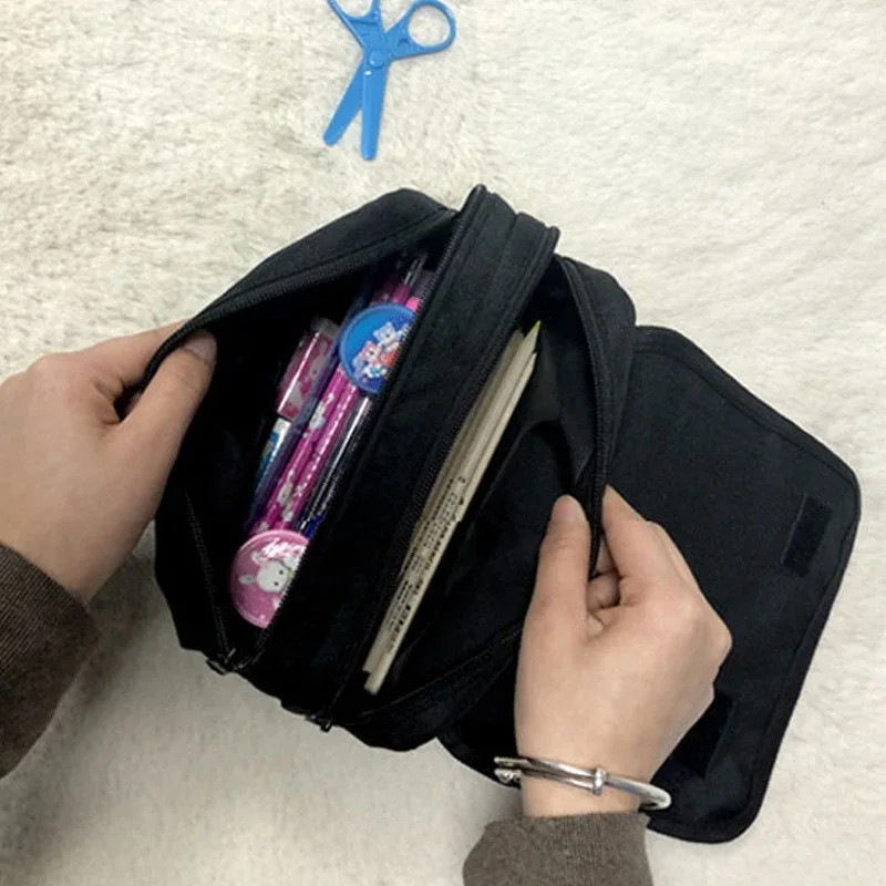 trousse à cosmétiques anime assassination irritation room pour garçons et filles, sac de papeterie pour étudiants, boîte à stylos de grande capacité