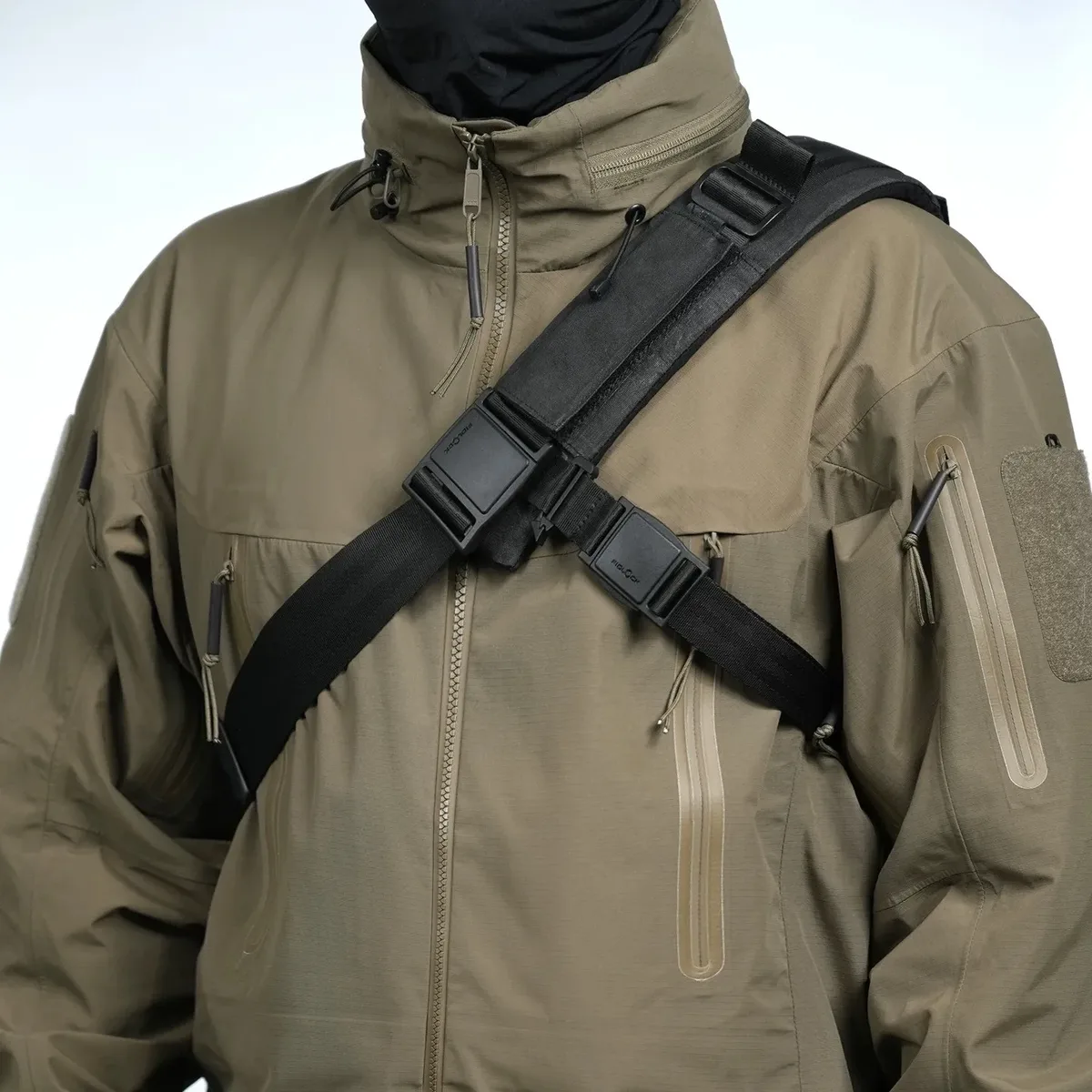 sac bandoulière tactique multifonctionnel d'extérieur avec rembourrage d'épaule, style hip hop techwear, accessoires de rembourrage de sangle de sac antidérapant