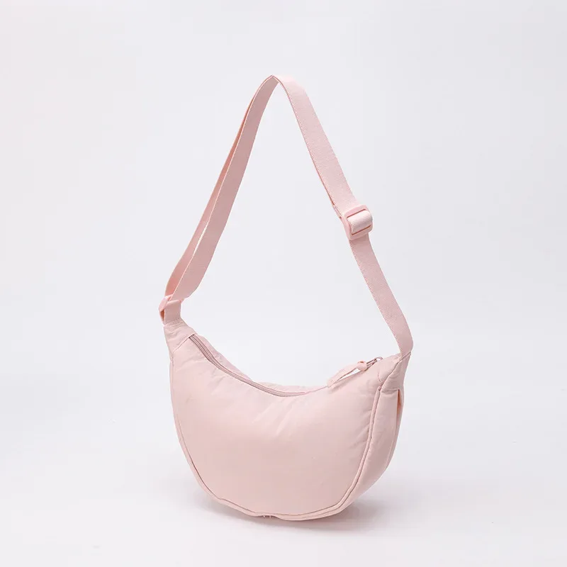 sac bandoulière polyvalent en nylon léger, durable et élégant, disponible en plus de 20 couleurs vibrantes pour un usage quotidien, les voyages et les sorties.