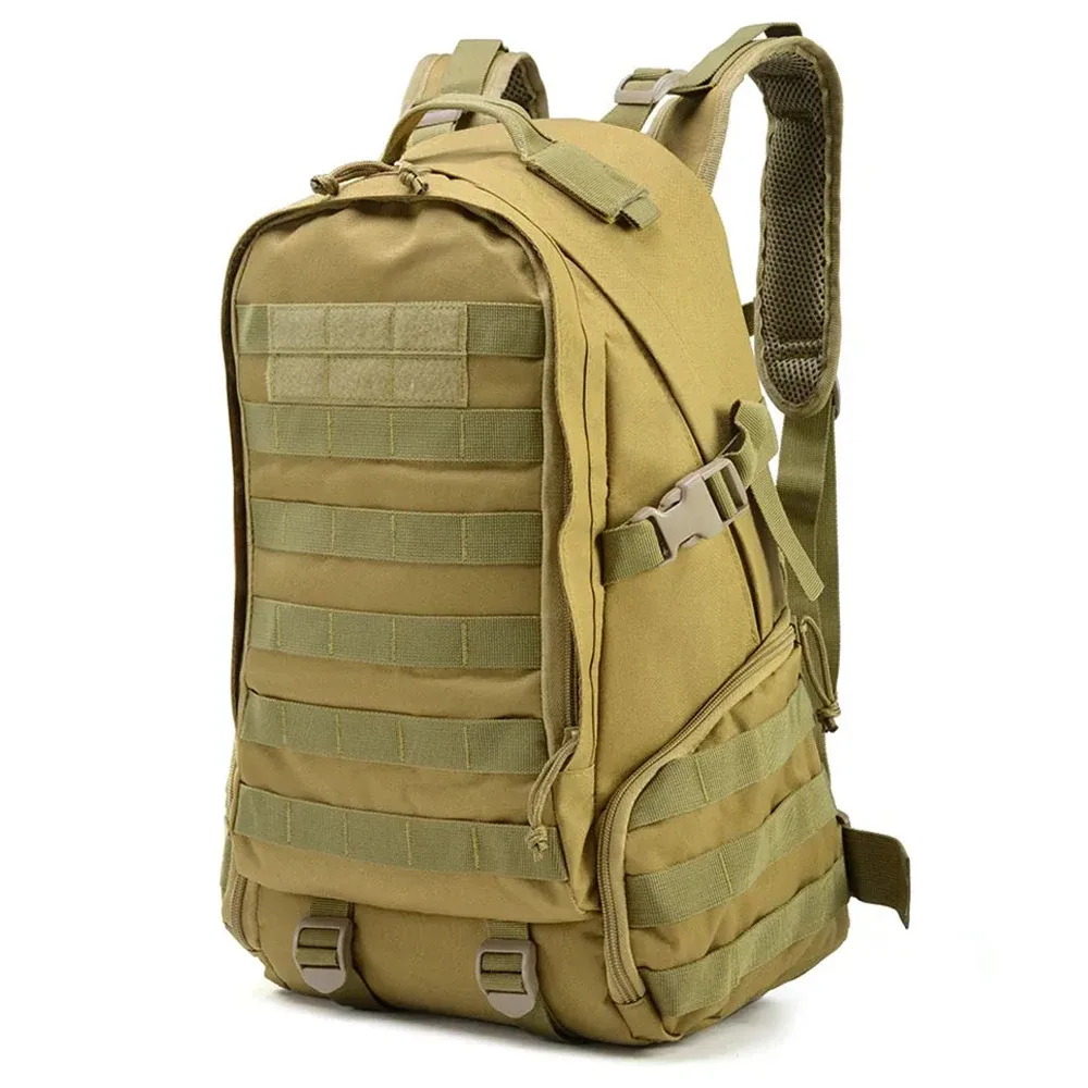 Sac Dos Nylon Marron Compartiments Multicolores Design Pratique Extérieur Voyage Capacités Multiples Bandoulières Modulables Poches Latérales Usage Randonnée Escalade