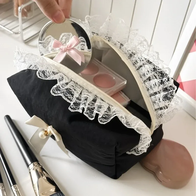 trousse de maquillage coréenne avec nœud en dentelle noire, organisateur de cosmétiques de grande capacité, pochette de toilette de voyage mignonne