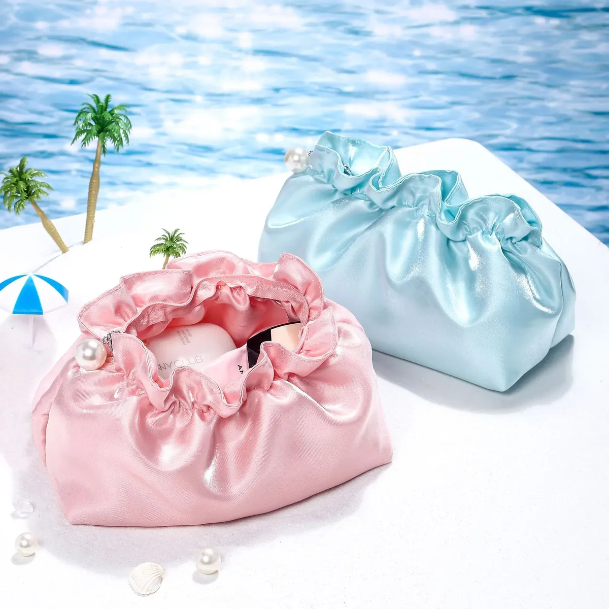 sac de maquillage soyeux de haute qualité, sac de voyage portable en nuage plissé haut de gamme pour femmes, sac de lavage et de rangement de cosmétiques 2025
