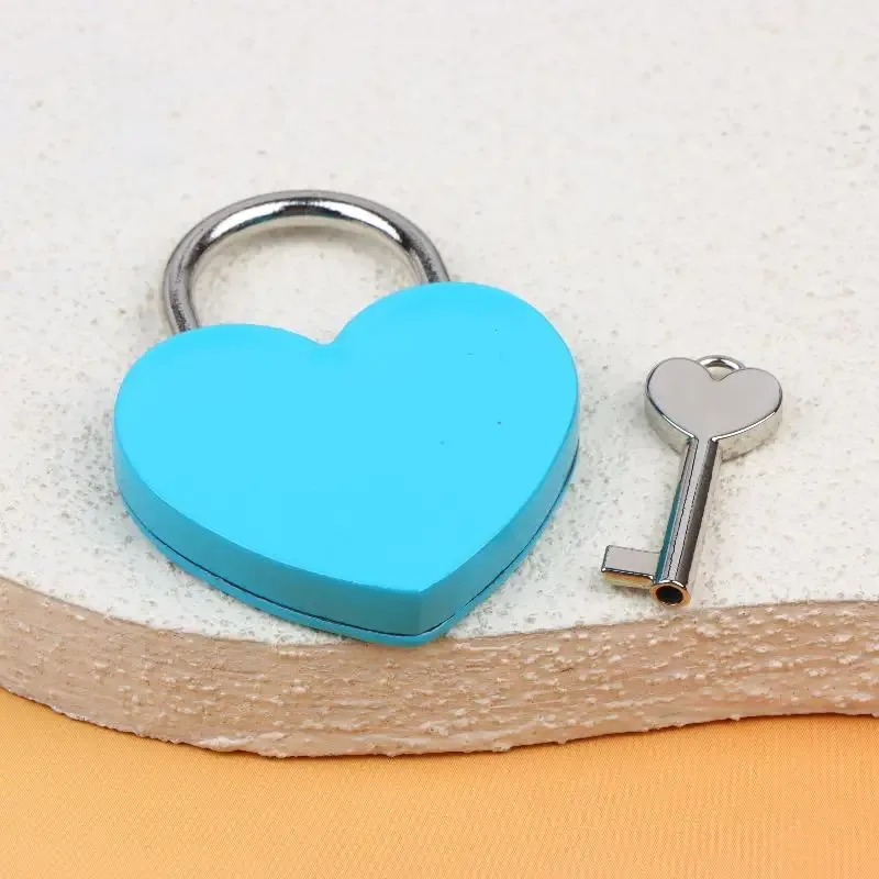 cadenas serrure tsa métal forme coeur couleurs vives voyage ornements sécurité petit objets cadeaux evénements commémoratifs