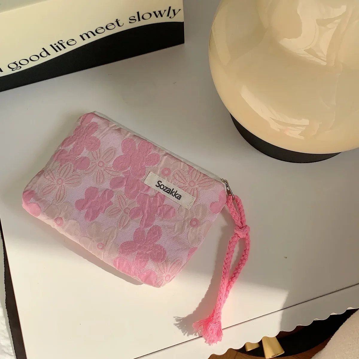 sac de rangement floral kawaii pour femmes, sac à main de voyage, sac à cosmétiques, sac à rouge à lèvres, porte-monnaie, sacs à main de maquillage mignons, portefeuille, étuis à crayons, sac en poudre