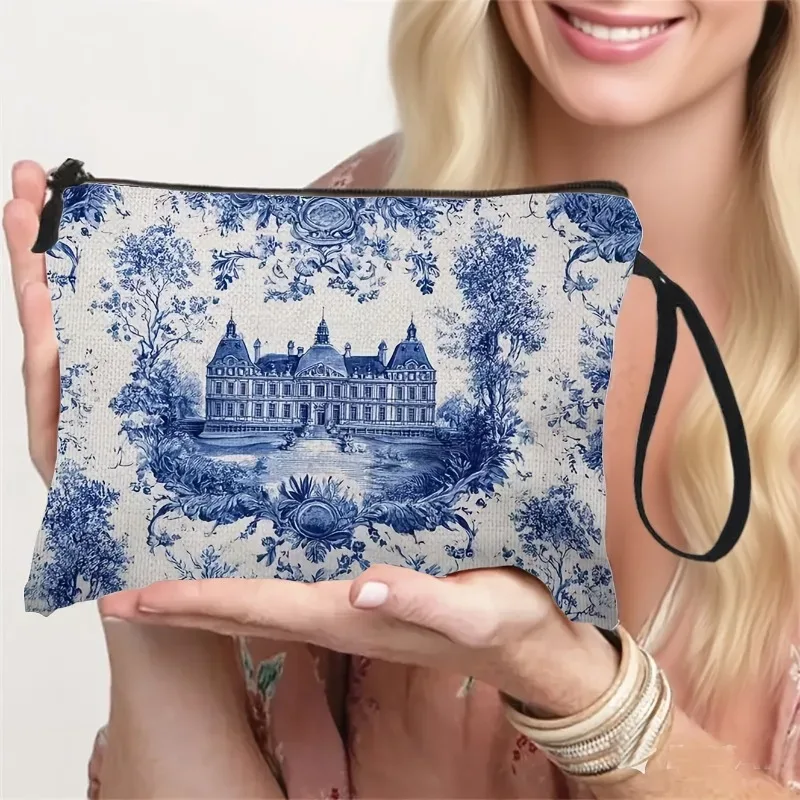 pochette de maquillage de style château français avec imprimé vintage classique et motif en porcelaine double face, pochette de rangement pratique pour voyage avec dragonne