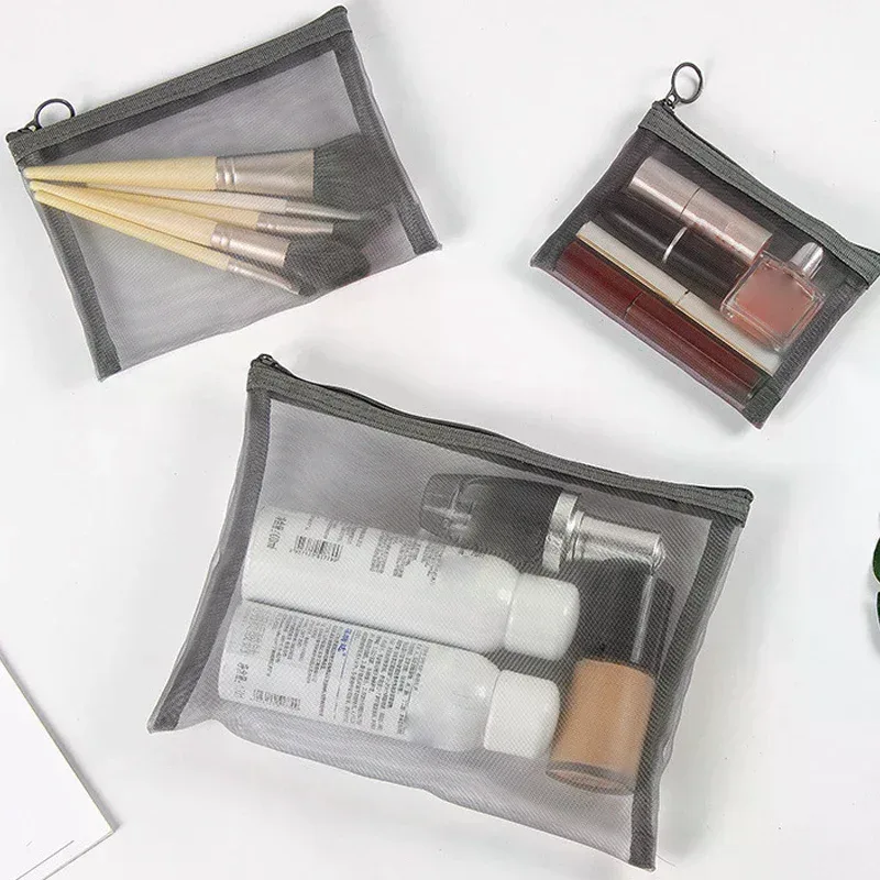 trousse toilette nylon transparent marron rose organisation maquillage voyage cosmétiques soins peau parfums pinceaux pratique transport quotidien use