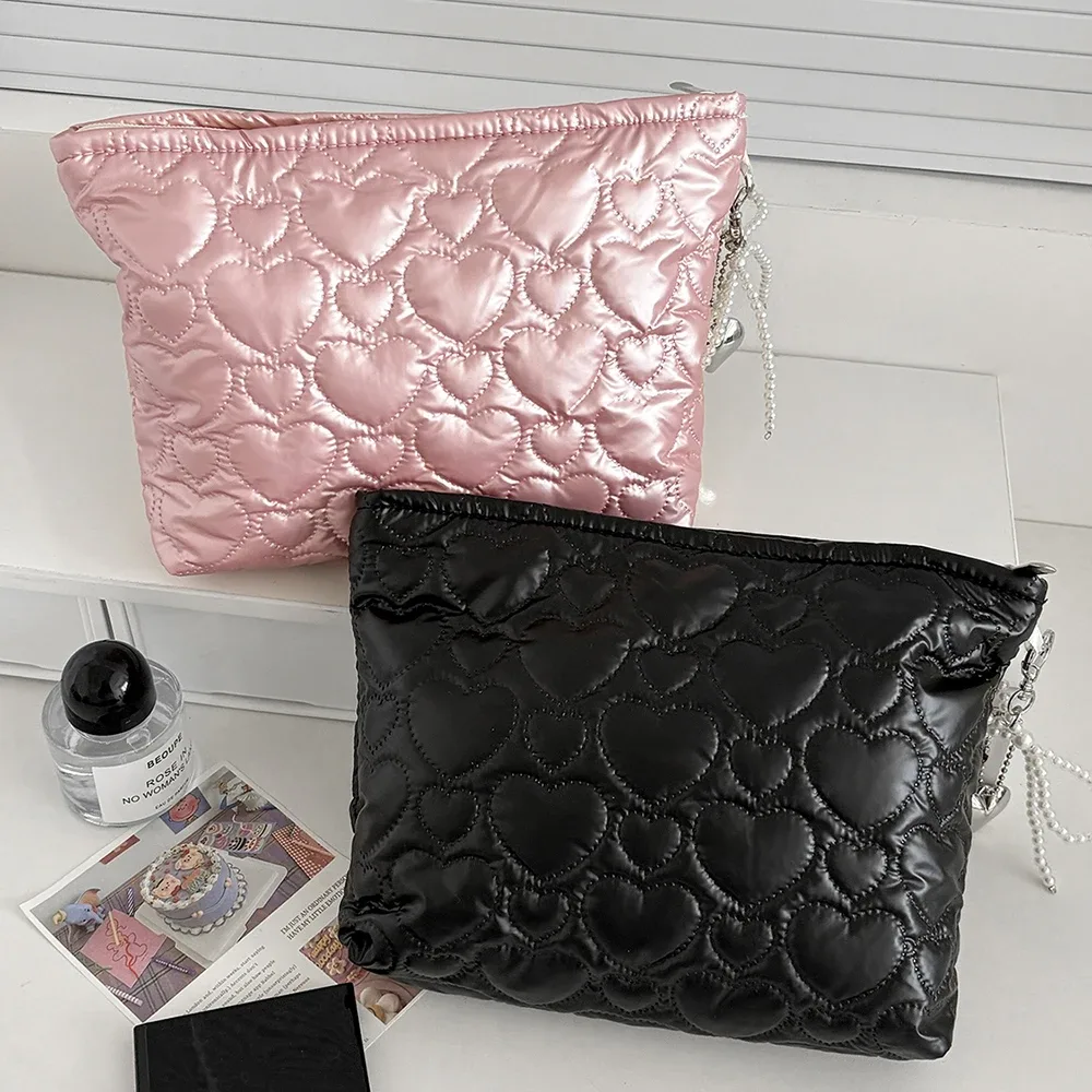 sac de maquillage étanche de grande capacité en forme de cœur pour femmes, sac à main de voyage, pochette de rangement de cosmétiques et de toilette, sac carré élégant à fermeture éclair