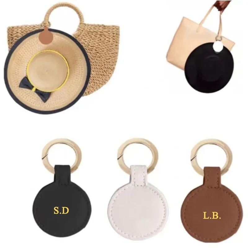 Pince à chapeau en cuir PU pour femme, artefact magnétique portable, crochet de sac à dos, rangement d'accessoires pendentif, nom personnalisé, mode