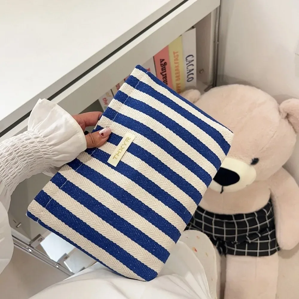 nouvelle trousse de toilette portable à rayures, légère, grande capacité, avec fermeture éclair, organiseur de maquillage, sac à main multifonctionnel, voyage