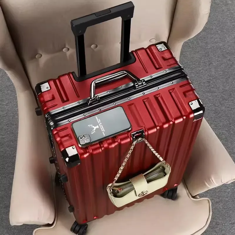 valise bagage roulettes abs blanc noir vert pastel lignes verticales toupie roues poignées traçage universel usage voyage étudiant