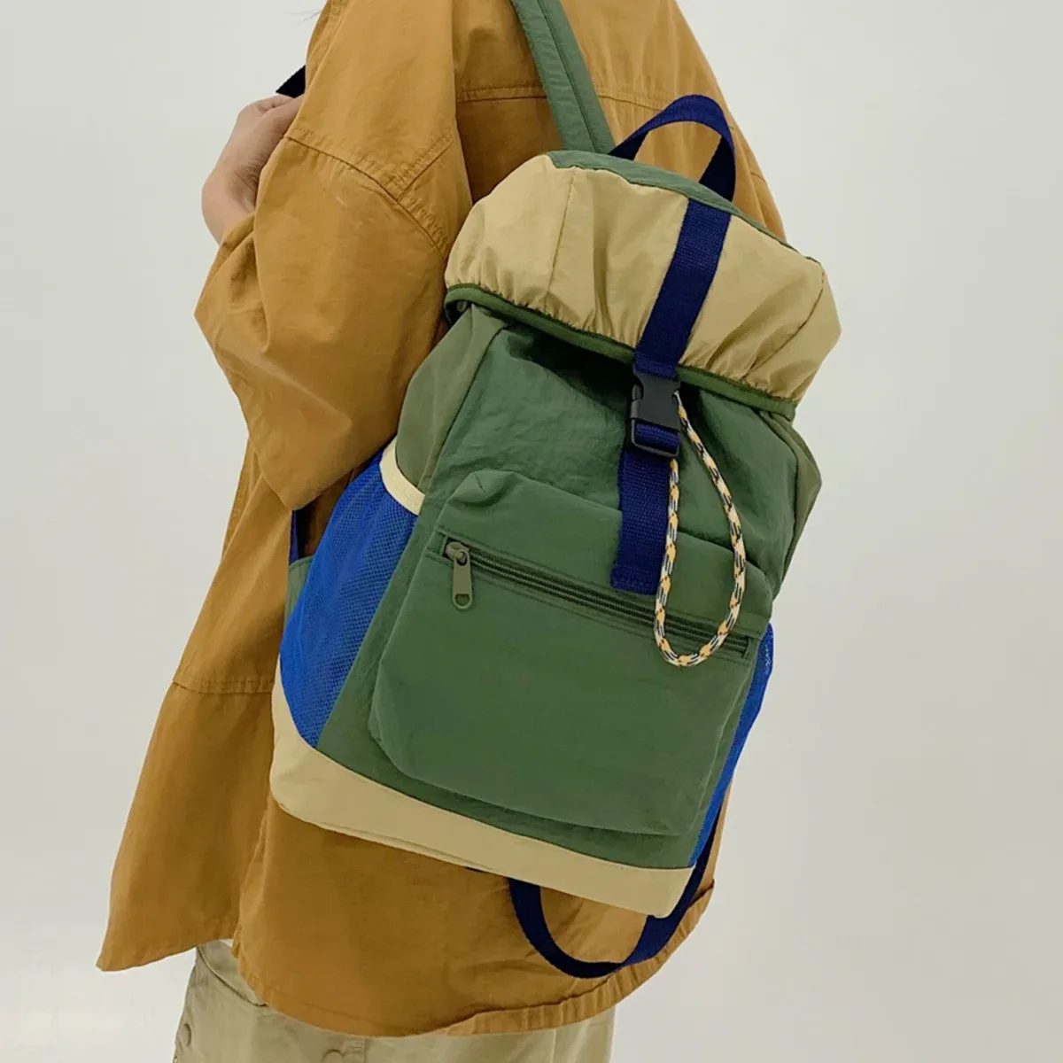 sac à dos de sport de plein air pour femmes, nouveau sac de cyclisme, sac à dos de voyage, sortie de printemps, sac d'alpinisme léger multifonctionnel, sac d'escalade, sac d'école de randonnée de grande capacité