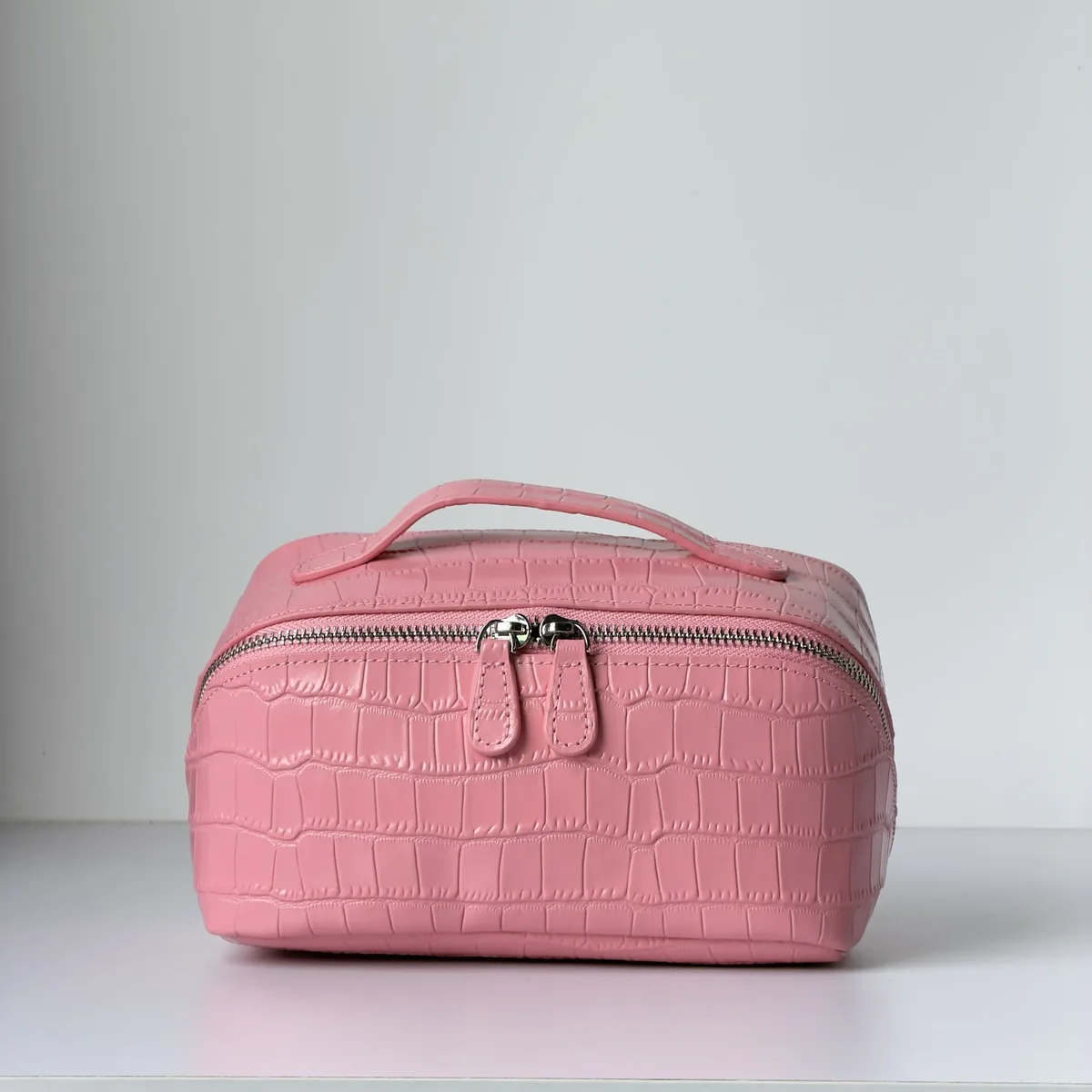sac à cosmétiques en cuir de vachette rose à motif crocodile, sac de toilette de luxe de grande capacité, en cuir véritable, pour voyage, rangement portable, trousse de toilette