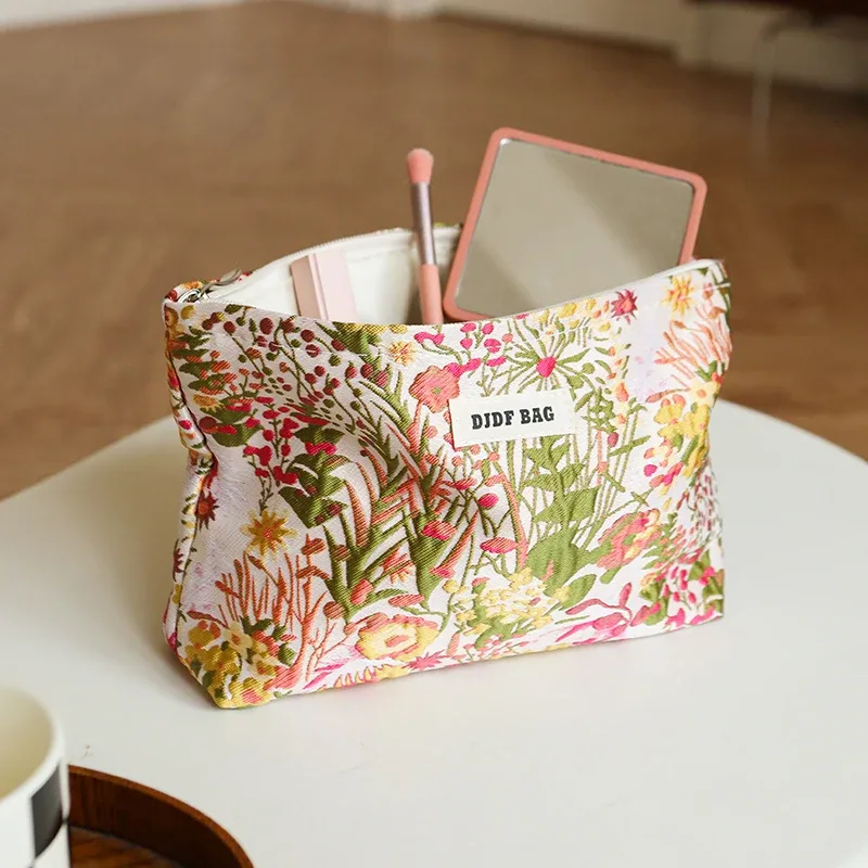 trousse toilette polyester floral fleur rose vert violet blanc motif géométrique marguerites bleu jaune voyage grande capacité