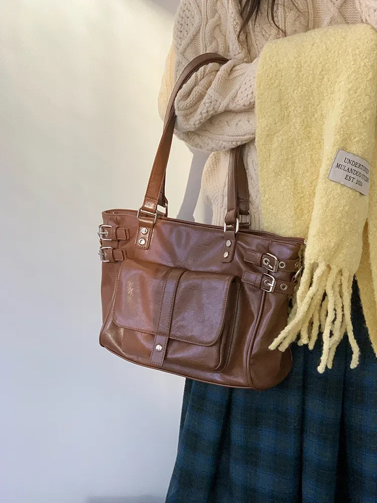 sacs à main pour femmes rivet, grande capacité, cuir pu de haute qualité, sacs à bandoulière pour femmes, sacs à main pour femmes pour les trajets quotidiens, grand sac à main pour femmes