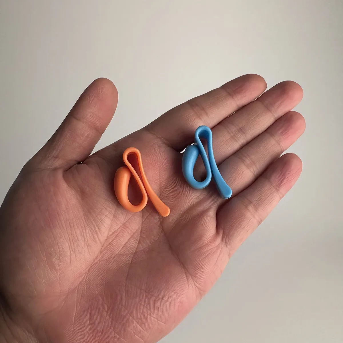 crochets muraux pour sacs - organiseurs de clés en plastique faciles à installer pour sacs à main, empêchent la perte de clés, durables et légers, polyvalents s