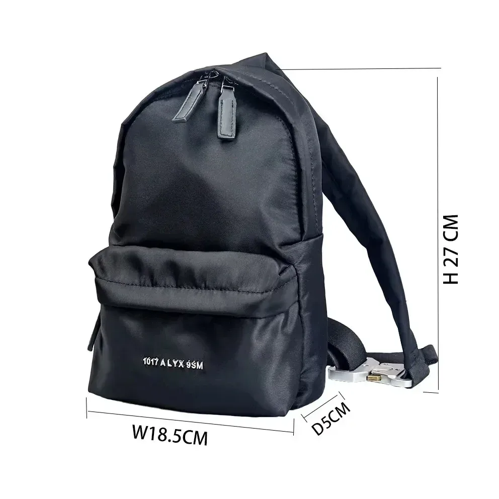 sac dos nylon lettre logo doublure nylon intérieur zippé style décontracté capacité inférieure 20 litres usage voyage sport