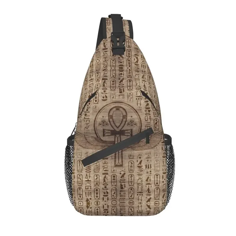 cool prairie gold pharaoh egyptian king tut sling crossbody sac à dos pour homme, hiéroglyphique égyptien initié, sacs de poitrine pour la randonnée