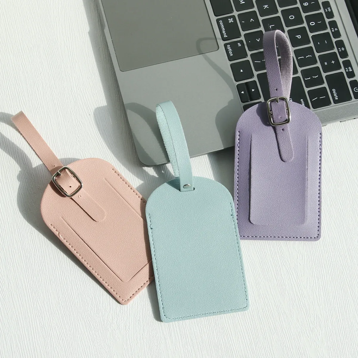 étiquettes de bagage en similicuir pour hommes et femmes, étiquettes de valise, étiquettes de sac fourre-tout, étiquettes d'identification avec couverture de confidentialité intégrale pour les voyages
