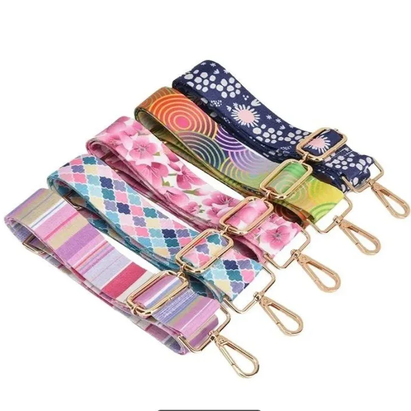 sangle sac nylon multicolore geometrique poignée amovible boucles dorées accessoire voyage femmes épaule adjustabilite