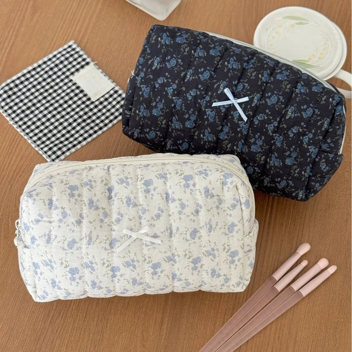 trousse de maquillage carrée mignonne pour femmes, petits sacs à cosmétiques portables de voyage, trousse de toilette à fermeture éclair florale, pochette de lavage, sacs de rangement