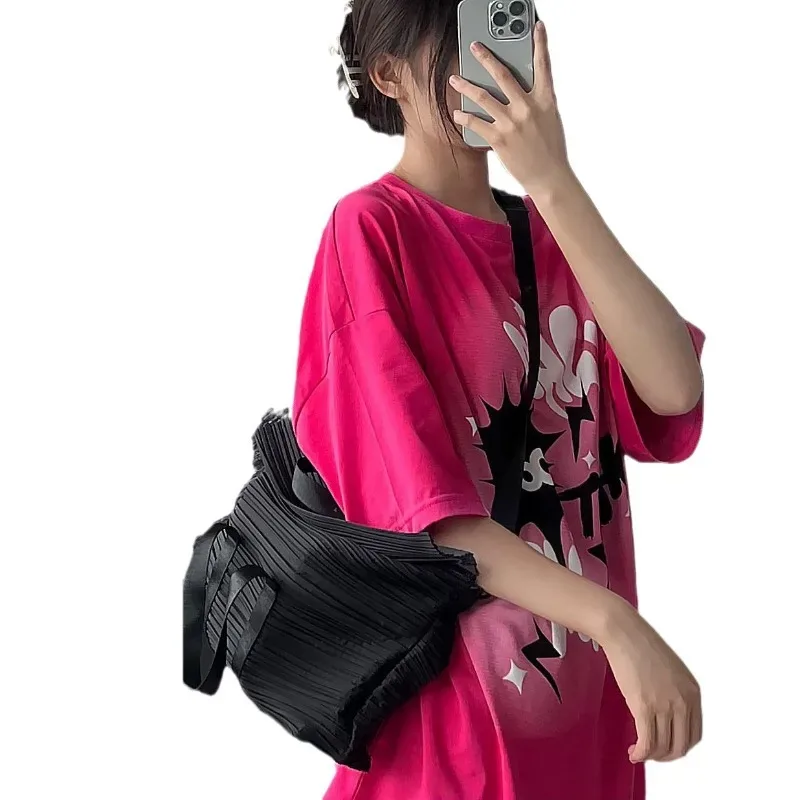 sac carré plissé miyake tendance décontracté grande capacité, nouveau sac de sport 2026, pochette de rangement loisirs, sac bandoulière portable réglable