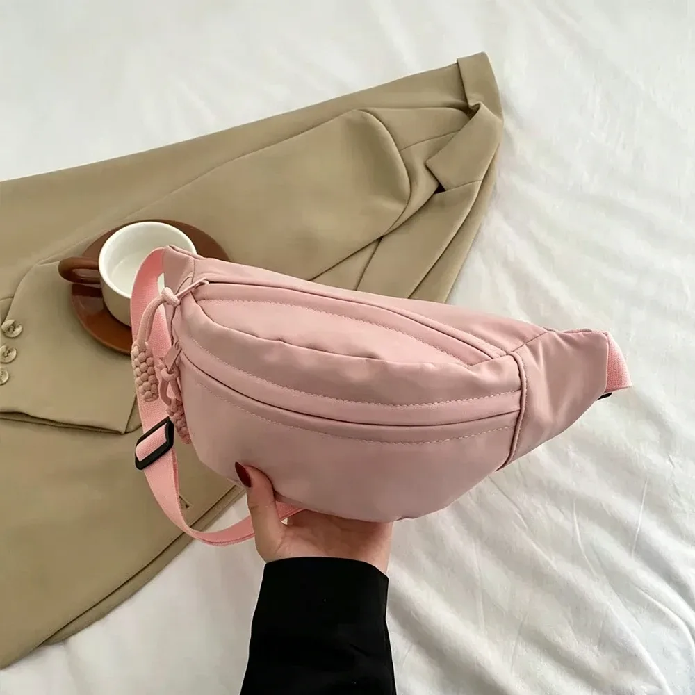 sac de poitrine unisexe simple et léger, sac bandoulière, sac à épaule, avec sangle réglable, conception intégrée de grande capacité, libère vos mains, adapté aux trajets quotidiens, aux voyages et à l'utilisation par