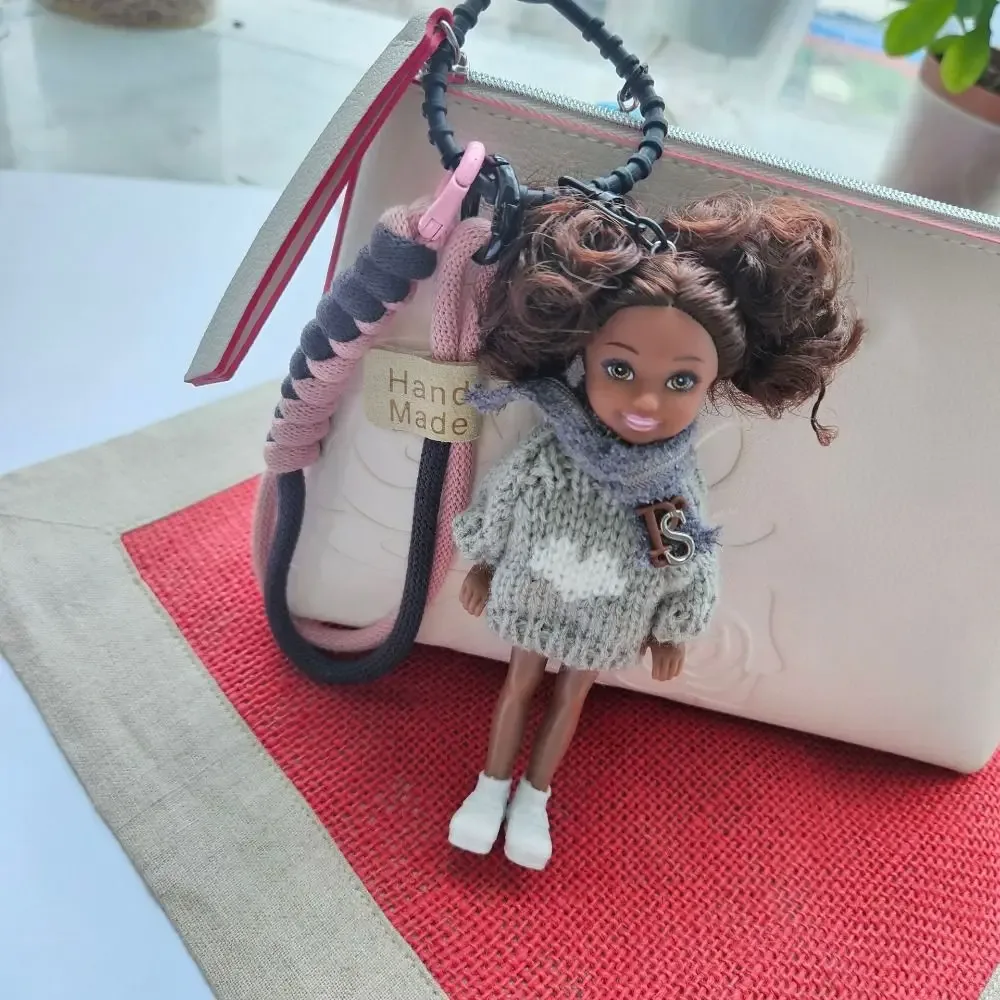 pendentif de poupée mignon et chaud, ornement de sac à dos suspendu, bricolage, changement de vêtements, breloque de sac, porte-clés de voiture, décoration de sac pour poupée