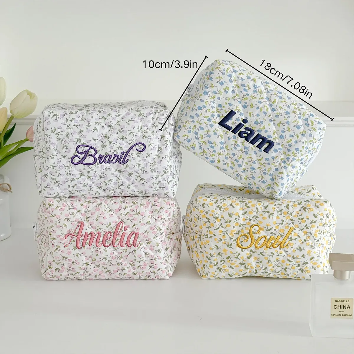 pochette de maquillage florale personnalisée, pochette cosmétique matelassée, broderie personnalisée, organiseur de voyage, cadeau pour femmes et filles, mignon