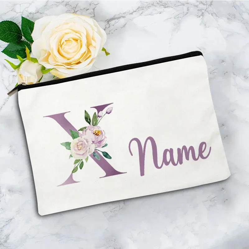 pochette de maquillage personnalisée violette à 26 motifs floraux, sac de toilette pour articles de voyage, cadeau de mariage ou d'anniversaire avec nom personnalisé