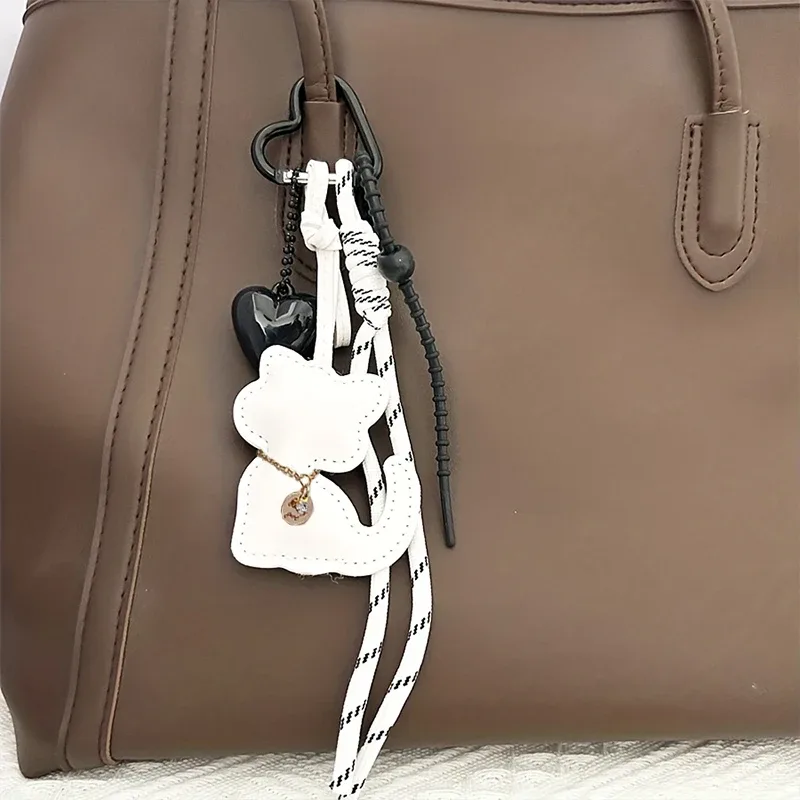 mignon porte-clés en cuir en forme de chat, pendentif esthétique pour sac à dos, cadeau pour les amoureux des chats, femmes et filles