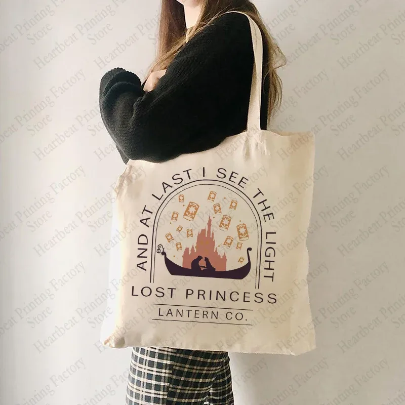 raiponce lost princess pattern sac fourre-tout en toile lanterne co. sac à bandoulière pour femmes, sacs de courses réutilisables, meilleur cadeau pour les amateurs de films