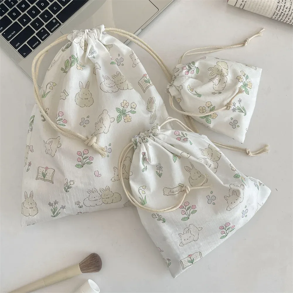 trousse de maquillage portable kawaii pour femme, trousse de toilette kawaii, rangement de cosmétiques, étui à cosmétiques de voyage, étui à cordes de proximité, jolie trousse de maquillage florale