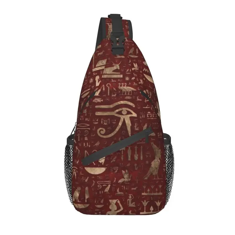 cool prairie gold pharaoh egyptian king tut sling crossbody sac à dos pour homme, hiéroglyphique égyptien initié, sacs de poitrine pour la randonnée