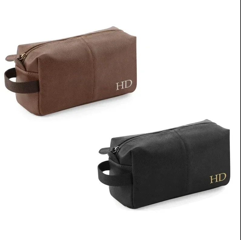 trousse de toilette monogramme doré personnalisée, cuir noir, look pour lui, groomtime, hommes, papa, bestman, père, cadeau