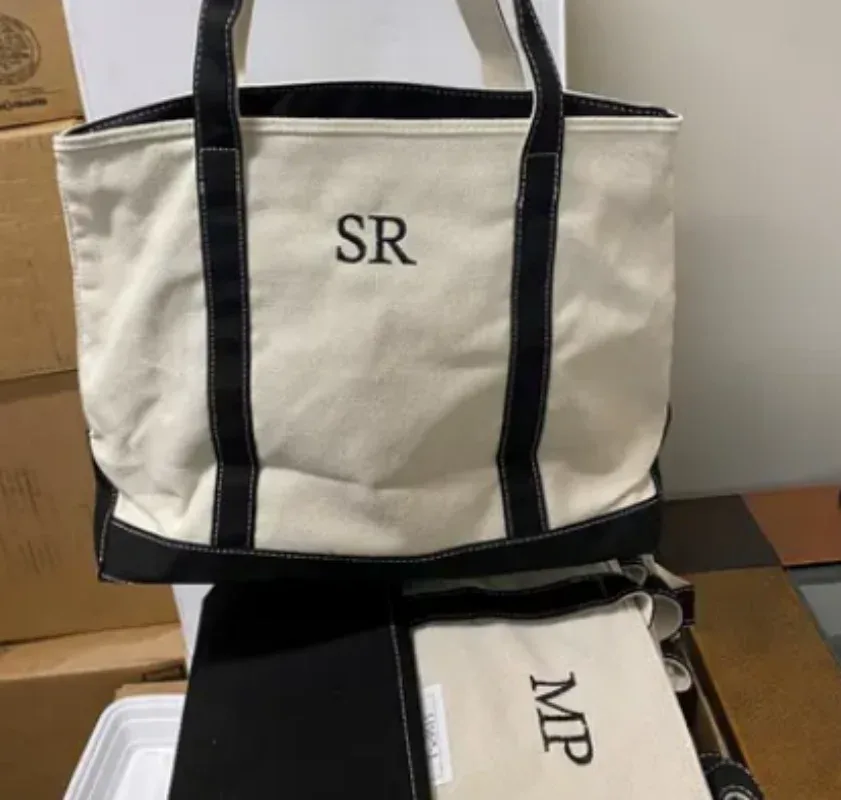 sac fourre-tout personnalisé pour femmes, sac de maquillage de grande capacité, nouvelle toile pour les déplacements, sac portable à bandoulière unique, nom unique personnalisé 2025