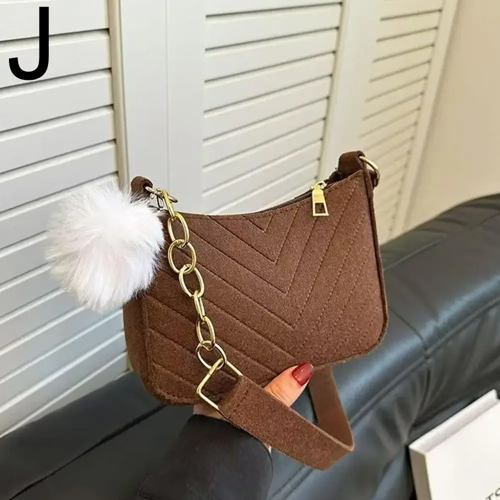 mini sacs à bandoulière pour femmes, sacs à main en feutre tendance pour femmes, sacs sous le bras au design avancé, mini sacs selle