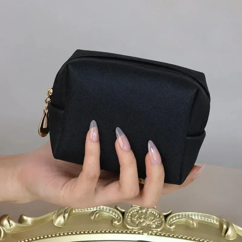 sac à cosmétiques imperméable en cuir pu pour femmes, petite pochette de maquillage de couleur unie, sac de rangement de toilette de lavage de voyage, sac à main organisateur 2025