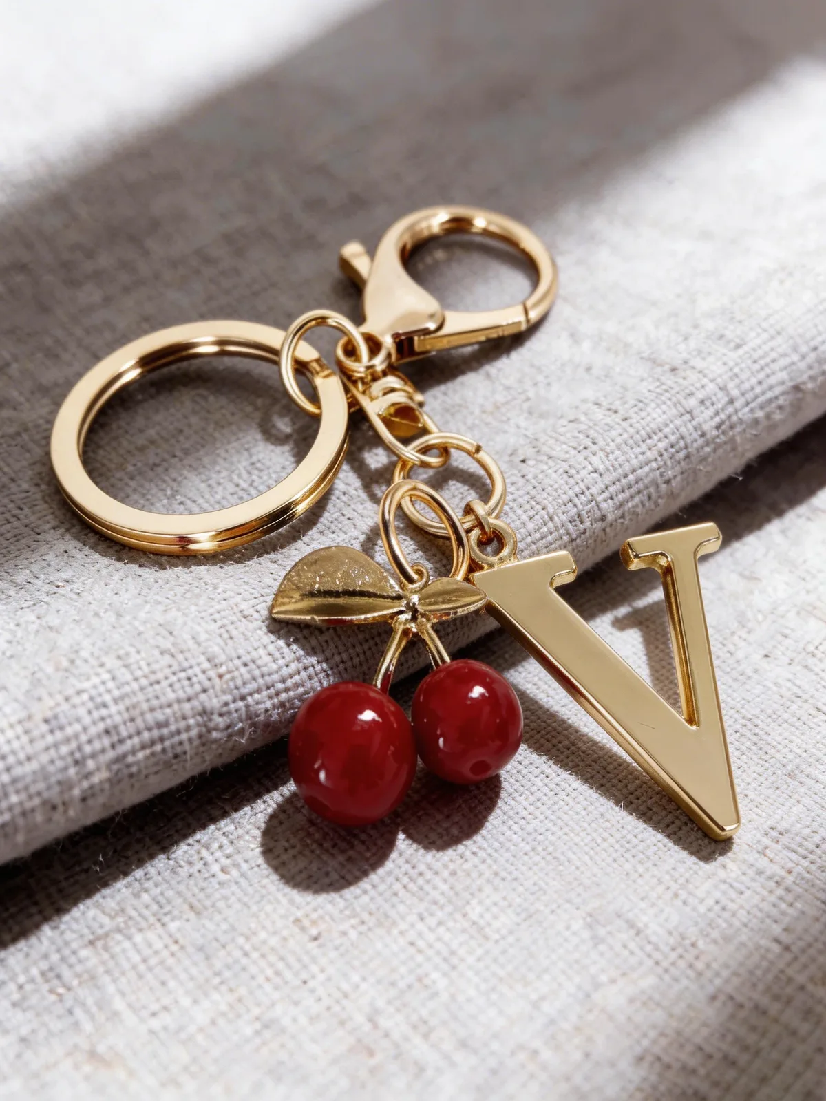 porte-clés élégant en or de qualité supérieure, pendentif 3d alphabet a-z, accessoire cœur rouge, anneau de porte-clés argenté tendance, pour sac/ordinateur portable