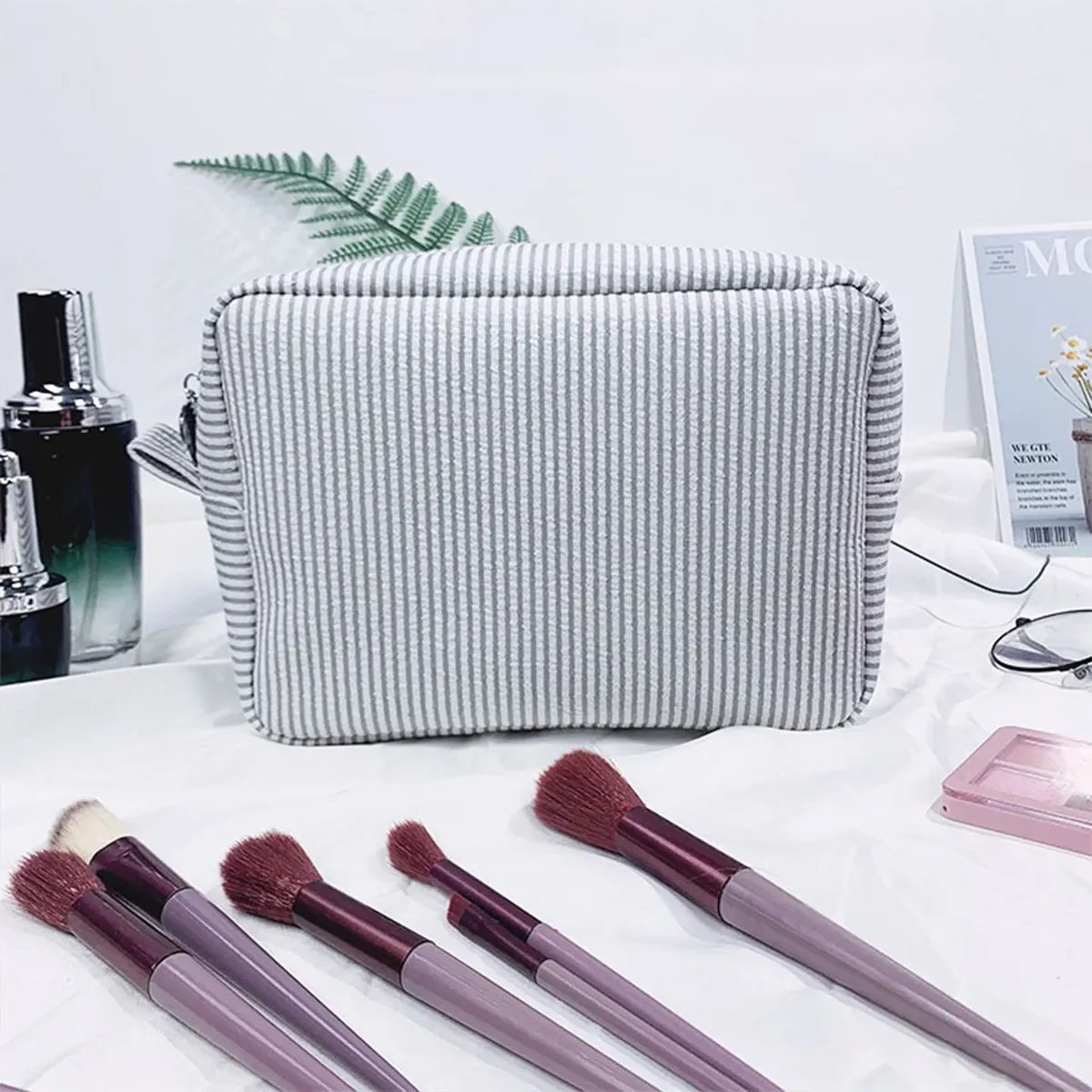 pochette de maquillage rayée personnalisée, broderie de nom personnalisée, pochette cosmétique, organiseur de toilette de voyage, cadeau pour femmes, filles, demoiselles d'honneur
