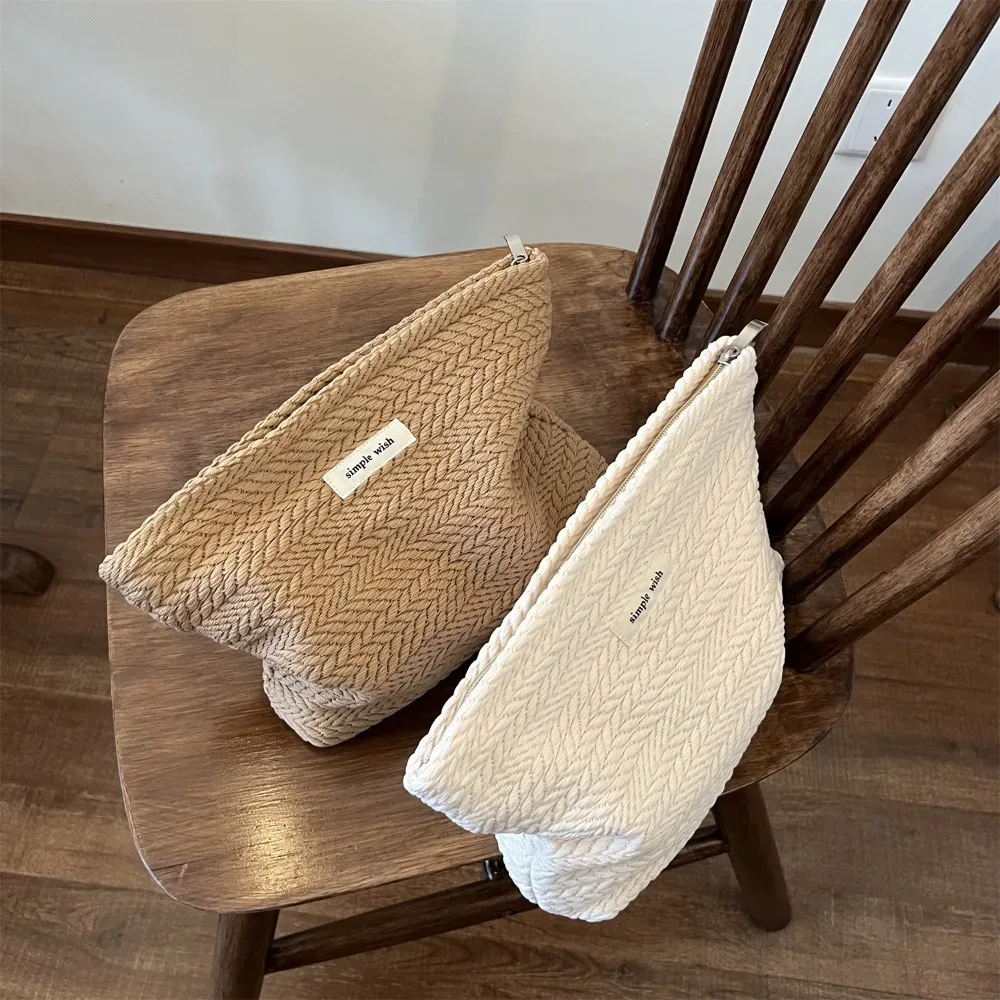 1 sac à maquillage en tissu tissé avec fermeture éclair, pochette minimaliste pour femme, trousse de toilette, cadeau idéal pour les voyages et l'usage quotidien