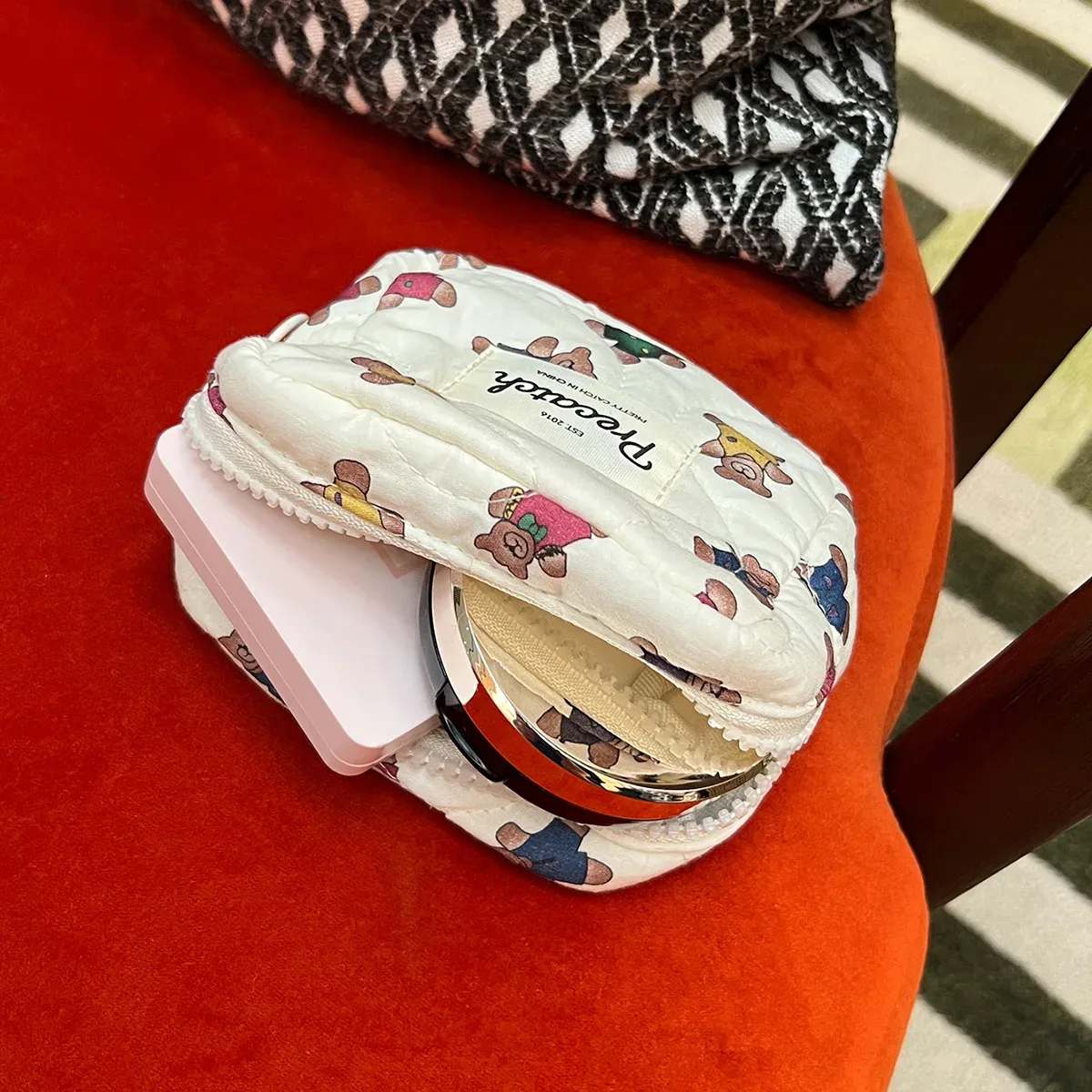 petit mini sac à cosmétiques imprimé dessin animé, parfum, bouche rouge, coussin d'air, produits de soins de la peau, sac de rangement pour serviettes de tante