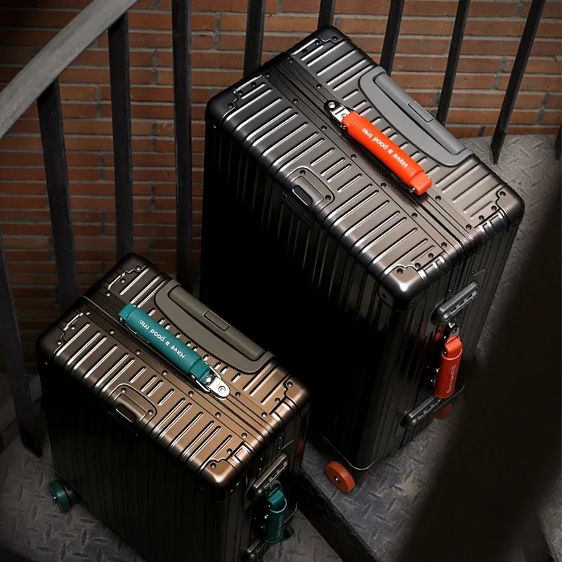nouveau bagage tout en alliage de magnésium 100% valise à main de grande capacité de 28 pouces taille de cabine de 20 pouces avec verrouillage par mot de passe