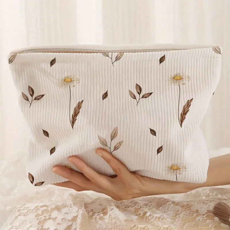 grande trousse de maquillage en velours côtelé, pochette cosmétique esthétique à imprimé feuilles d'automne et marguerites, organiseur de voyage doux avec fermeture éclair pour femmes